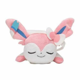 Pokemon Center Plush Doll Kuttari Sylveon (nymphia) Sleep 4521329252339