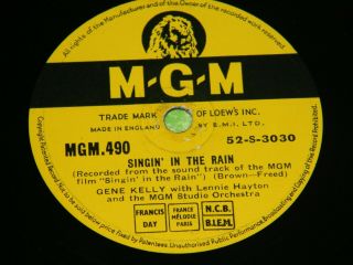 Gene Kelly : Singin 