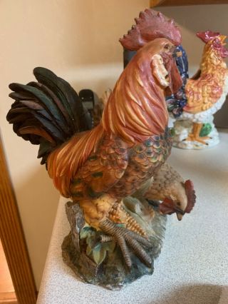Ceramic Rooster And Hen Figurine Barn Yard Country Farm Animal.