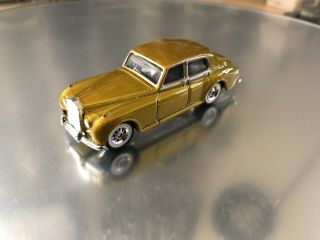 Matchbox Rolls Royce Silver Cloud Custom Gold With Rubber Tires
