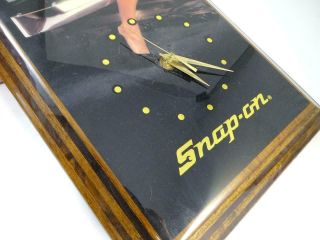Vintage 1980s Snap - On Tools Pin - Up Girl Wood Clock Advertising Tool Car Retro 4