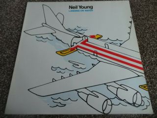 NEIL YOUNG - Landing On Water (GERMAN 1986 1ST PRESS VINYL ALBUM / NR) 3