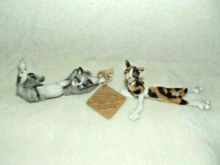 Country Artists A Breed Apart Set of 2 Cats Stretching Calico & Gray 2005 5 
