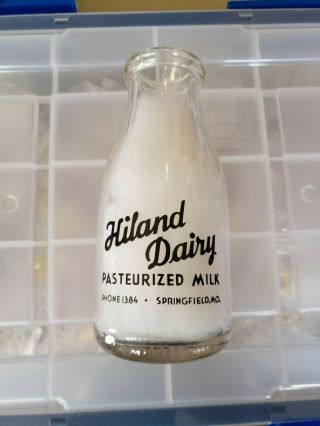 Hiland Dairy/springfield,  Mo.  1/2 Pint Milk Bottle W/ww Ii " V For Victory " Logo