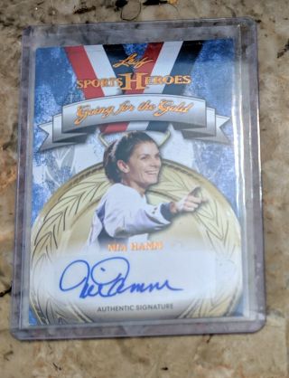 United States Womens World Cup Soccer Star Autographed Card: Mia Hamm (signed)