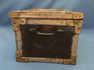 Huntley & Palmers Iron Chest Biscuit Tin,  1907, 6