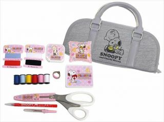 Peanuts Snoopy Sewing Set W/ Craft Bag 8567 Japan[95]