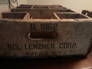 Vintage Wooden Soda Crate/ Wood BoxQUEEN - O SPARKLING BEVERAGES.  Buffalo NY 4