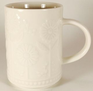 Starbucks White Embossed Daisy Mug 12 oz Ceramic Coffee Mug 2