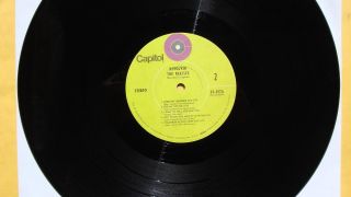 The Beatles LP US Capitol ST - 2576 REVOLVER Green Target Label 4