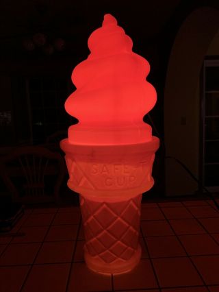 Safe - T Cup Pink Swirl Ice Cream Cone Light,  Plastic Blow Mold 26” 2