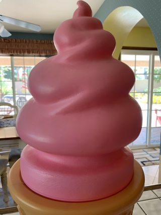 Safe - T Cup Pink Swirl Ice Cream Cone Light,  Plastic Blow Mold 26” 4