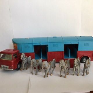 Vintage Corgi Major Toys Circus Horse Transporter,  Horses 1130