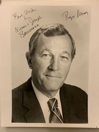 Roger Mudd Autographed Hand Signed 8 X 10 B&w Photo Cbs News 1980 