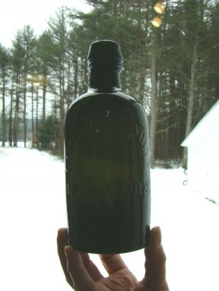 Clarke & White York One Pint Olive Green Mineral Water Bottle w/small flick 3