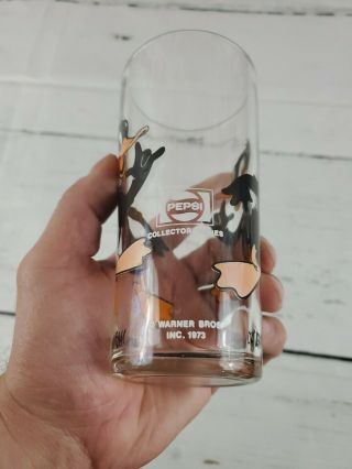 FEDERAL 1973 PEPSI COLLECTOR SERIES LOONEY TUNES DAFFY DUCK GLASS BLACK LETTERS 5
