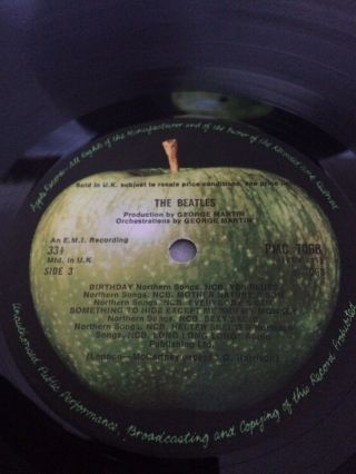The Beatles vinyl lp White Album,  U.  K.  Mon Album No 0192451.  1968.  Good /Plus 4