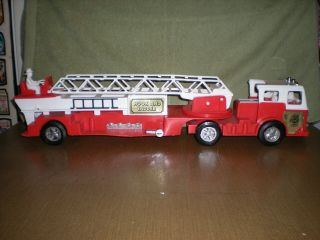 vntg1970 ' s/80 ' s Processed Plastic Co. ,  Hook and Ladder Fire truck (grt cond) 3