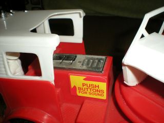 vntg1970 ' s/80 ' s Processed Plastic Co. ,  Hook and Ladder Fire truck (grt cond) 5