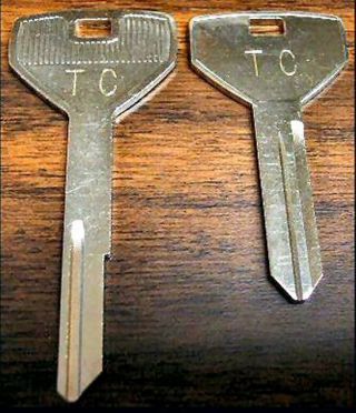 Chrysler T C By Maserati Blank Key Set