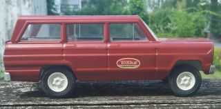 1970 - 1973 Red Jeep Wagoner Tonka Truck - Vintage Manufacture