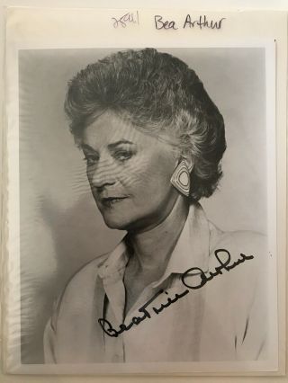Autographed Picture Bea Arthur W Certificate Of Authenticity