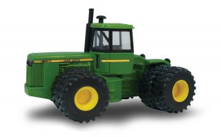1/64 Ertl John Deere 8850 4wd Tractor W/ Duals