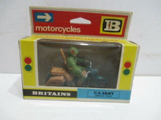 Britains Military Motorcycle Rider 1/43