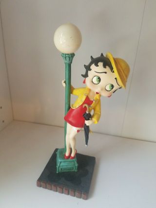 Betty Boop “singing In The Rain” Danbury Collector Figurine,