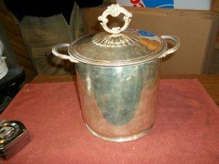 Vintage International Silver Co.  Ice Bucket