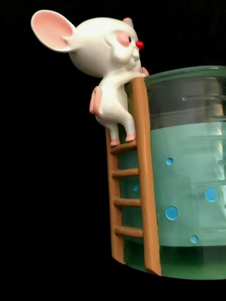 Pinky and the Brain beaker pencil holder 4