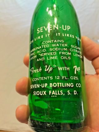 Vtg 1960s soda bottle 7up Seven up Sioux Falls SD South Dakota Glass green 12 oz 2