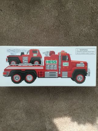 2015 Hess Fire Truck And Ladder Rescue In The Box And Nrfb