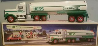 1990 Hess Toy Tanker Truck Lights & Sound Great