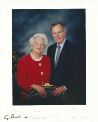 George Bush & Barbara Bush Signed Autographed Photo
