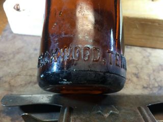 ROCKWOOD,  TENN.  amber HEEL script straight side Coca - Cola bottle 4 - 15 3