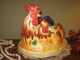 Pair Figural Rooster & Chicken Sitting In Basket Multi Color Ceramic Table Decor