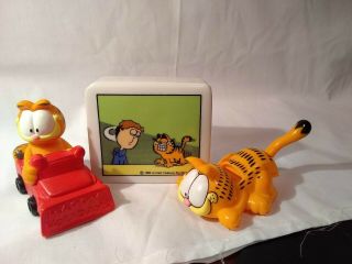 Vintage Enesco Garfield By Jim Davis Ceramic Trinket Box Plus 2 Garfield Toys