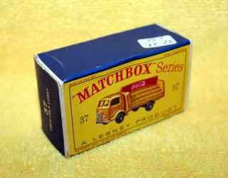 Vintage 1960 ' s Matchbox 37 Coca Cola Karrier Bantam Truck 1 8