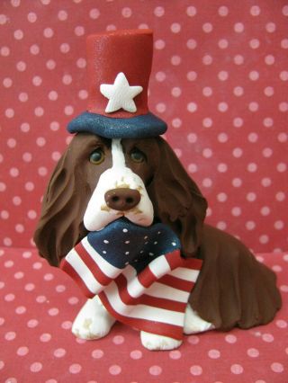 Handsculpted L/w English Springer Spaniel With American Flag Figurine