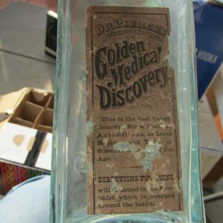 Buffalo,  N.  Y.  Dr.  Pierce ' s Golden Medical Discovery medicine bottle w/ Label 2