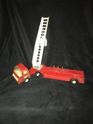 Vintage Red Tonka Metal Fire Truck With Ladder 11 "