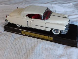 Franklin 1953 White Cadillac Eldorado Convertible Diecast 1/24 Model Car Ec