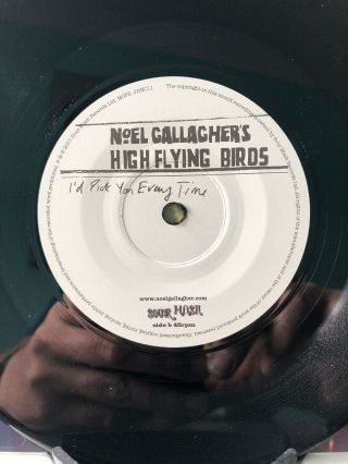 Noel Gallagher’s High Flying Birds If I Had A Gun 7” Vinyl JDNC11 Rare Unplayed 6