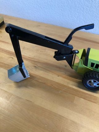 TONKA Vintage TRENCHER LIME GREEN Pressed Steel with front dump / back scoop 2