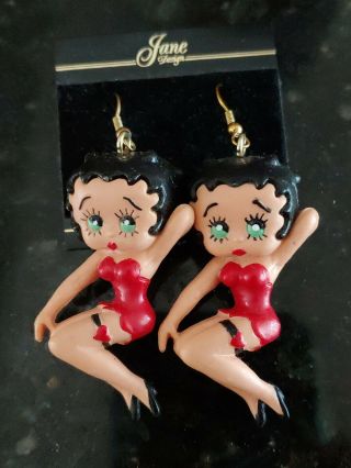 Betty Boop Earrings 3d Plastic Hook Pierced Dangle Collectible