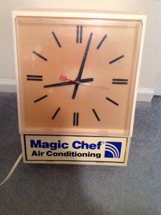 Vintage Magic Chef Air Conditioning Lighted Advertizing Clock
