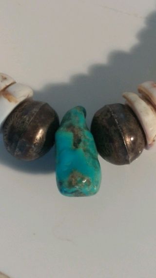 VINTAGE RARE LARGE PUKA SHELL & STERLING BEAD TURQUOISE NUGGET NECKLACE CHOKER 2