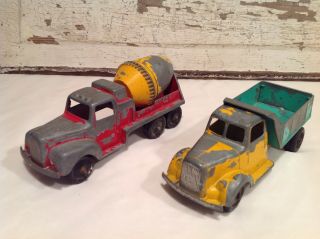 Vintage 5 - 1/2 " Diecast Tootsietoy Dump Truck And Cement Mixer Trucks