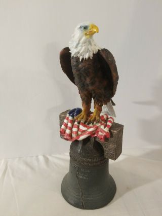 12 " American Bald Eagle Liberty Bell American Flag Statue Decore